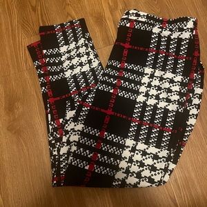 Plus size Multi colored ankle pant